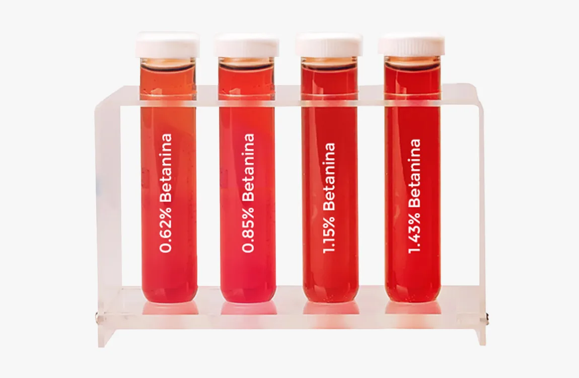 tubos de ensaio com corante vermelho