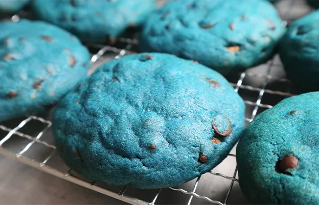 natural blue color cookies